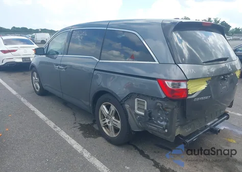 2011 Honda Odyssey Touring/Touring Elite from USA, damaged, VIN 5FNRL5H95BB015998
